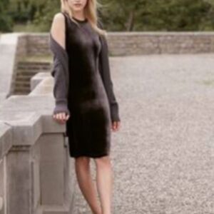 Etcetera Silk-Blend Velvet Shift Dress w/ Wool-Blend Crochet Insert P2P 17.5 in.